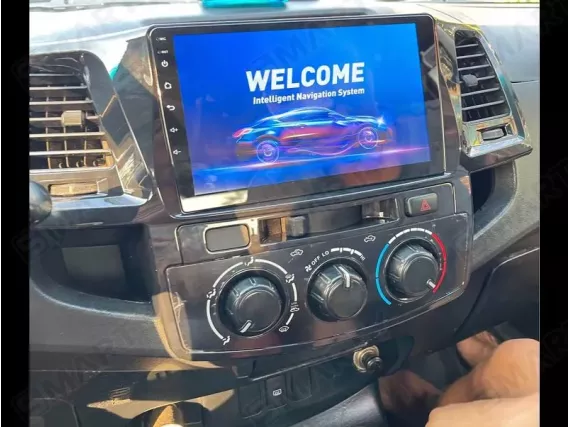 Toyota Hilux 7 (2004-2016) Android car radio Apple CarPlay