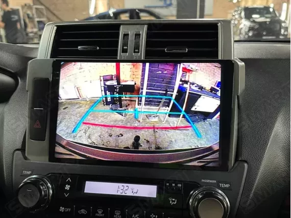 Toyota Land Cruiser Prado 150 installed Android Car Radio