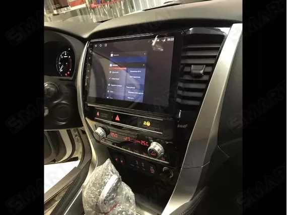 Mitsubishi Pajero Sport 3 (2019+) Android car radio Apple CarPlay