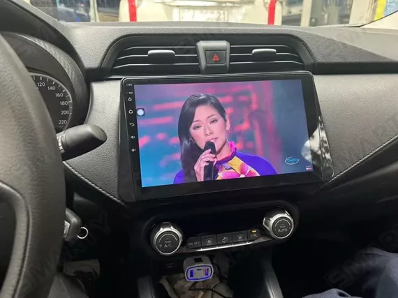 Nissan Almera / Sunny (2020+) Android Autoradio Apple CarPlay