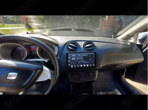 Seat Ibiza (2008-2017) Android car radio Apple CarPlay