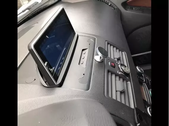 Volvo XC90 (2002-2014) installed Android Car Radio