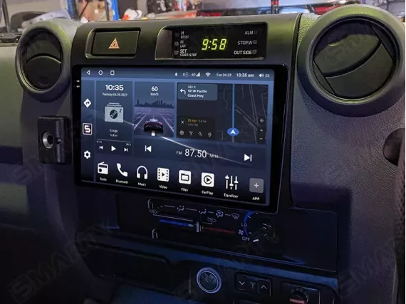 Toyota Land Cruiser 70 (2007+) installed Android Car Radio