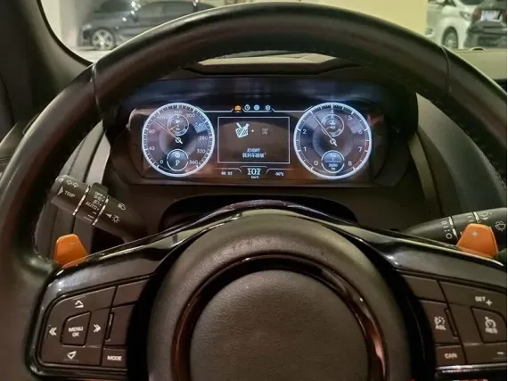 Jaguar XJ / XJL (2010-2020) Digitales Kombiinstrument | Plug & Play