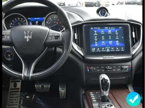 Maserati Ghibli (2016-2021) Android autoradio - OEM stijl