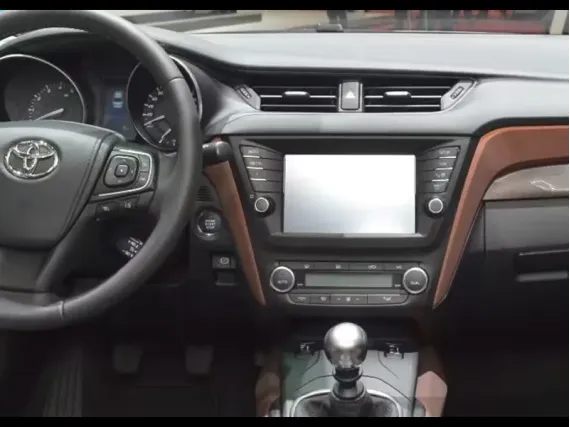 Toyota Avensis T270 FL2 (2015-2018) Android car radio Apple CarPlay
