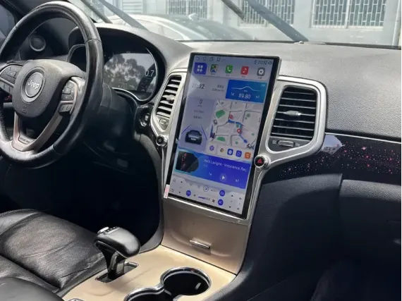 Jeep Grand Cherokee (2014+) Tesla Android car radio