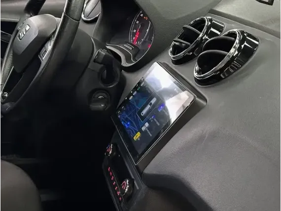 Seat Ibiza (2015-2017) Android car radio Apple CarPlay