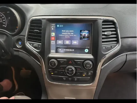 Kabelloses CarPlay & Android Auto für Jeep Cherokee OEM-Bildschirm