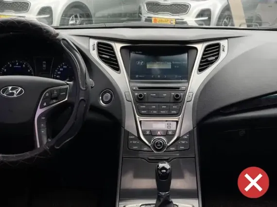 Hyundai Azera/Grandeur (2014+) Android car radio Apple CarPlay
