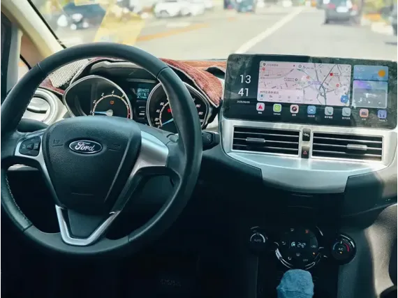 Ford Fiesta 7 Gen (2009-2019) Android car radio CarPlay - 12.3 inches