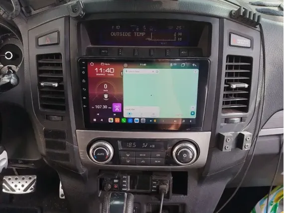 Mitsubishi Pajero Wagon 4 (2006-2021) Android autoradio Apple CarPlay