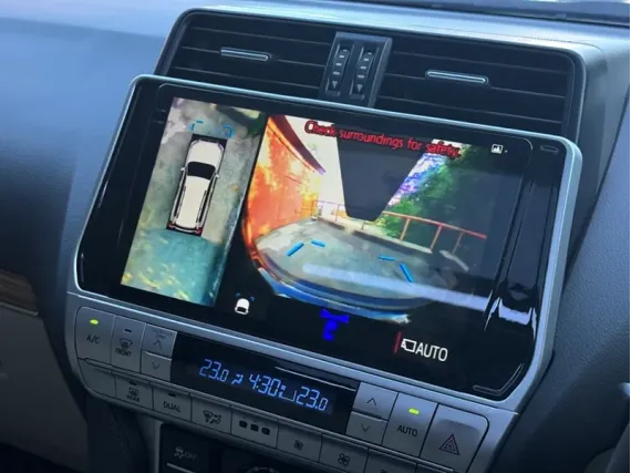 Toyota Land Cruiser Prado 150 (2017-2023) Android car radio CarPlay