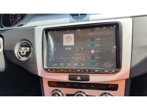 Volkswagen Passat B7 (2010-2014) Android Autoradio - OEM Stil