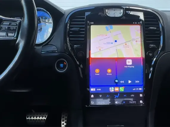 Chrysler 300C (2011-2023) Tesla Android car radio