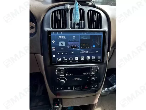 Chrysler Voyager RS / Dodge Caravan 4 (2000-2012) Android car radio