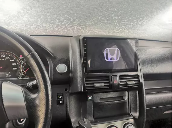 Honda CR-V (2001-2006) installed Android Car Radio