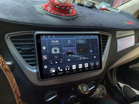 Hyundai Accent/Solaris/Verna 2017-2020 Android car radio Apple CarPlay
