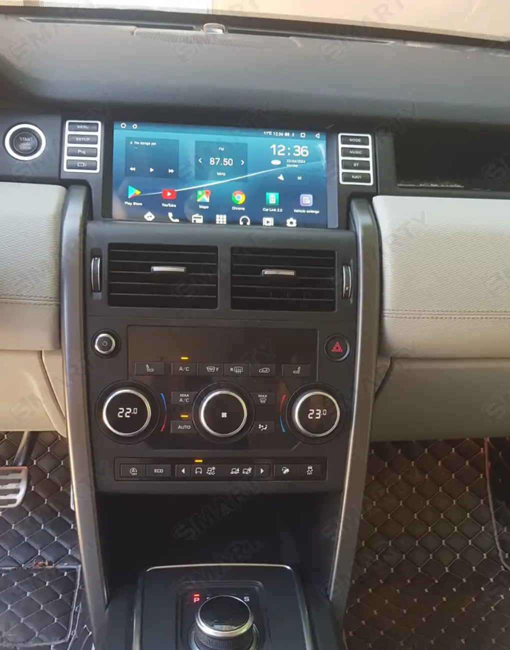 На Land Rover Discovery Sport 2018 установлена штатная магнитола Android