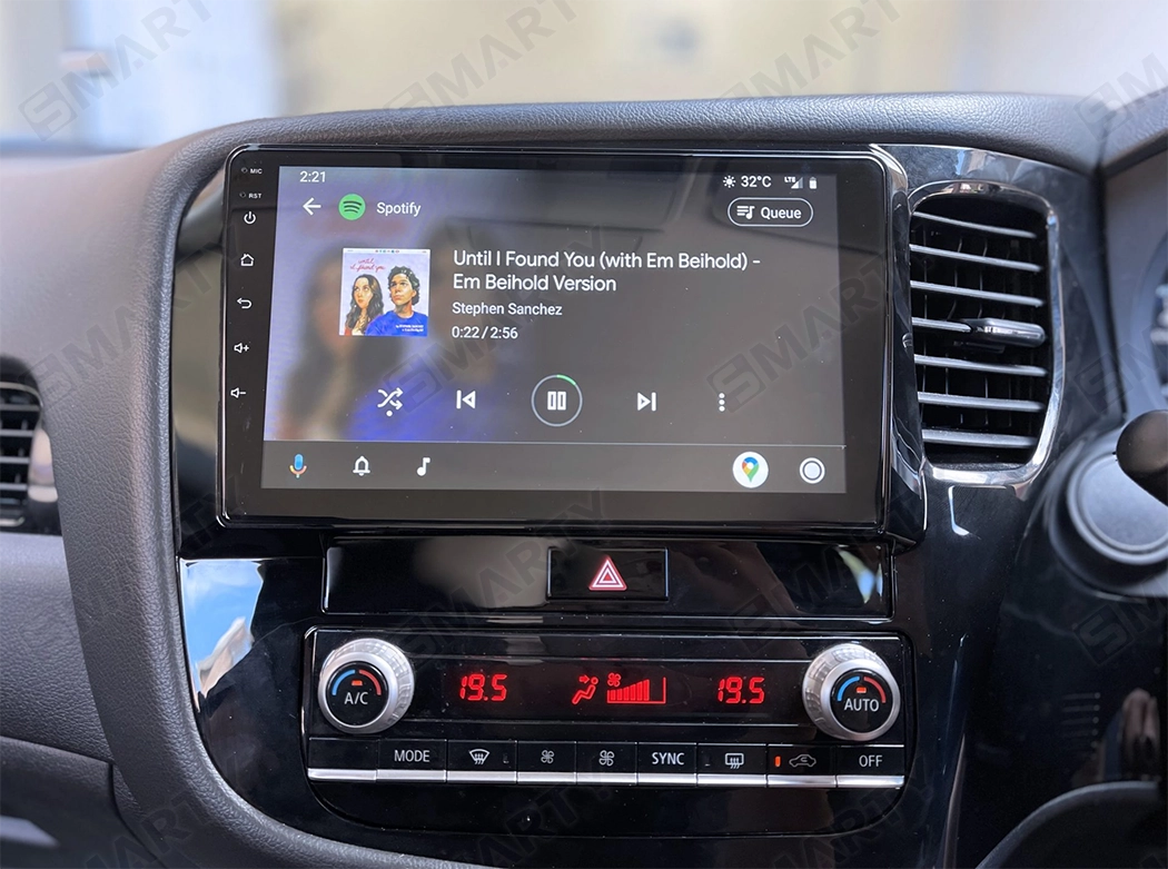 Mitsubishi_Outlander_3_(2012-2018)_SMARTY_Trend_android