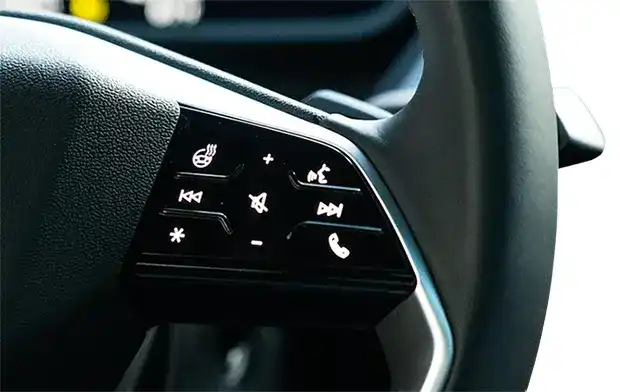 Steering wheel buttons learning feature | SMARTY Trend