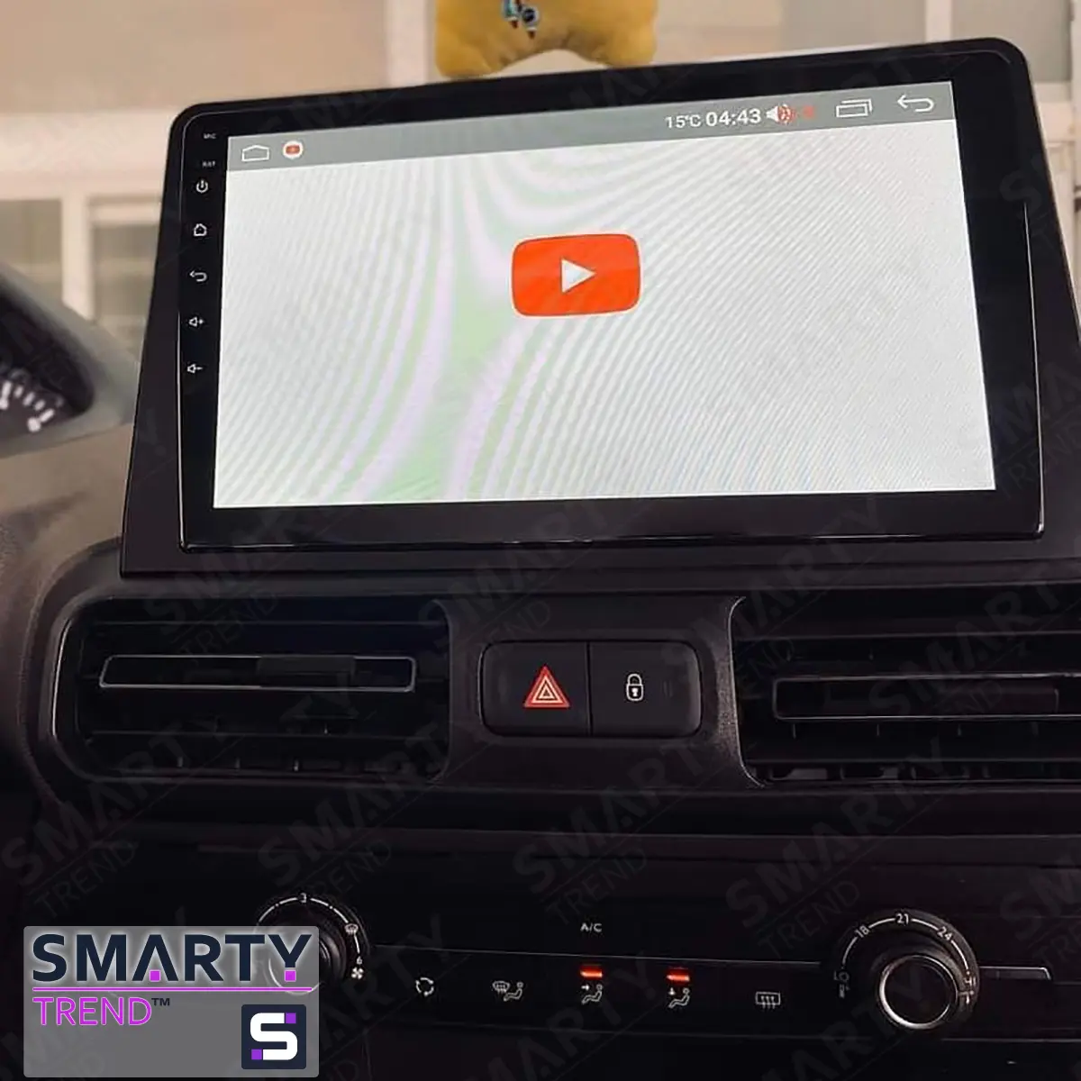 Android car radio installed in the Peugeot Rifter/Partner (2018-2023)